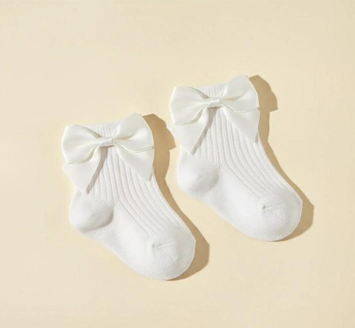 Winnie Statement Bow Socks