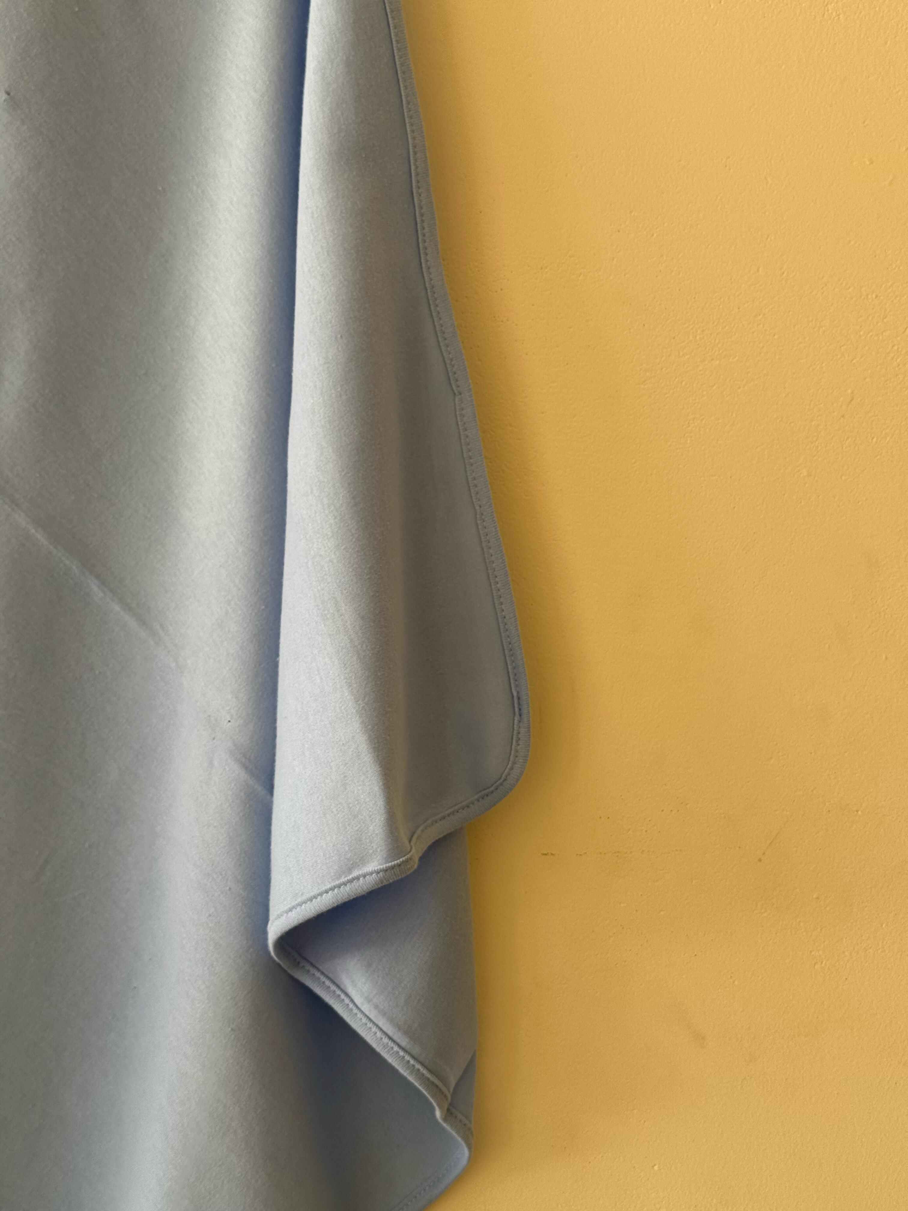 Premium Hooded Wrapping Sheets – Elephant