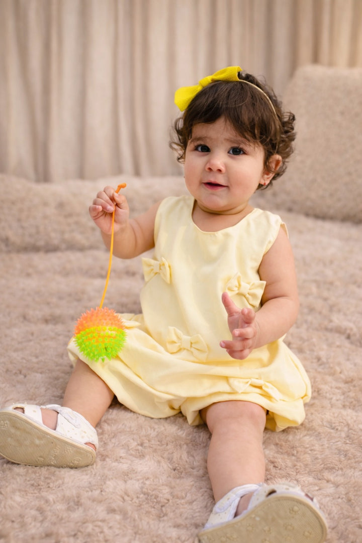 Noor Bow Sleeveless Set