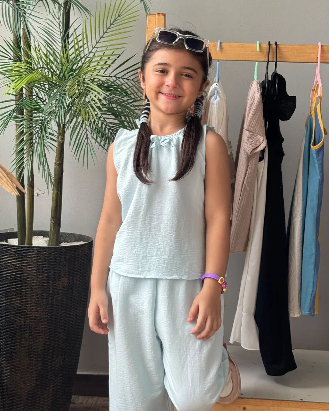 Girls’ Sleeveless Top & Jogger Pants Set